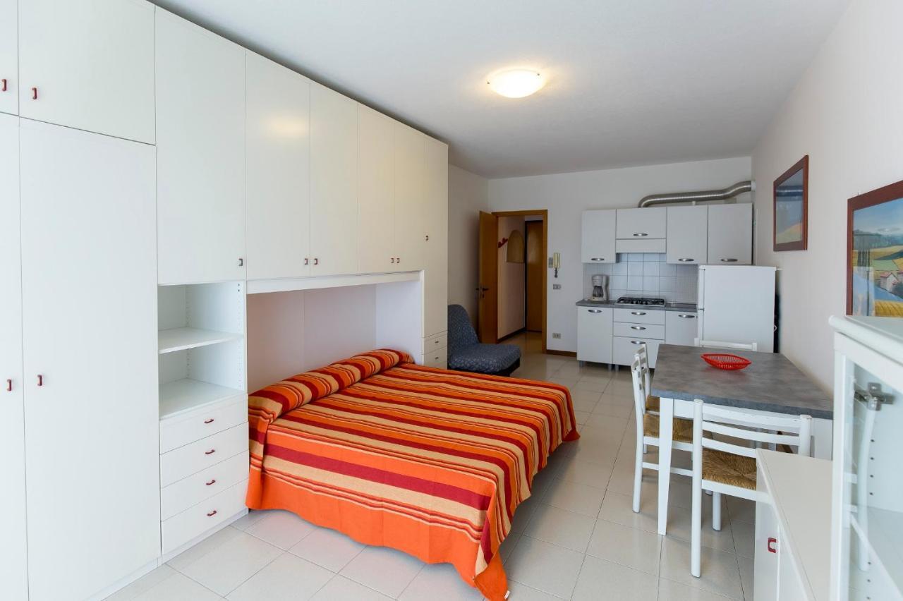 Villaggio Luna Due Caorle Extérieur photo
